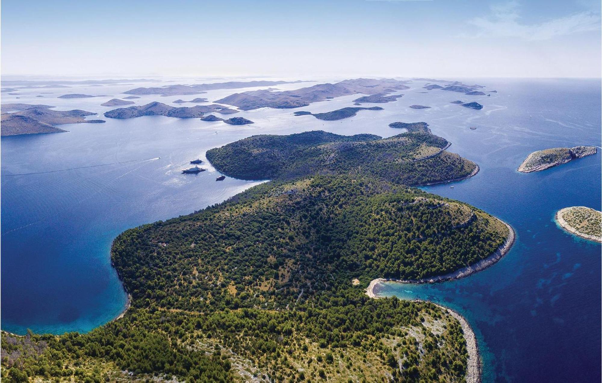 Amazing Home In Kornati With House Sea View Vrulje  Екстериор снимка
