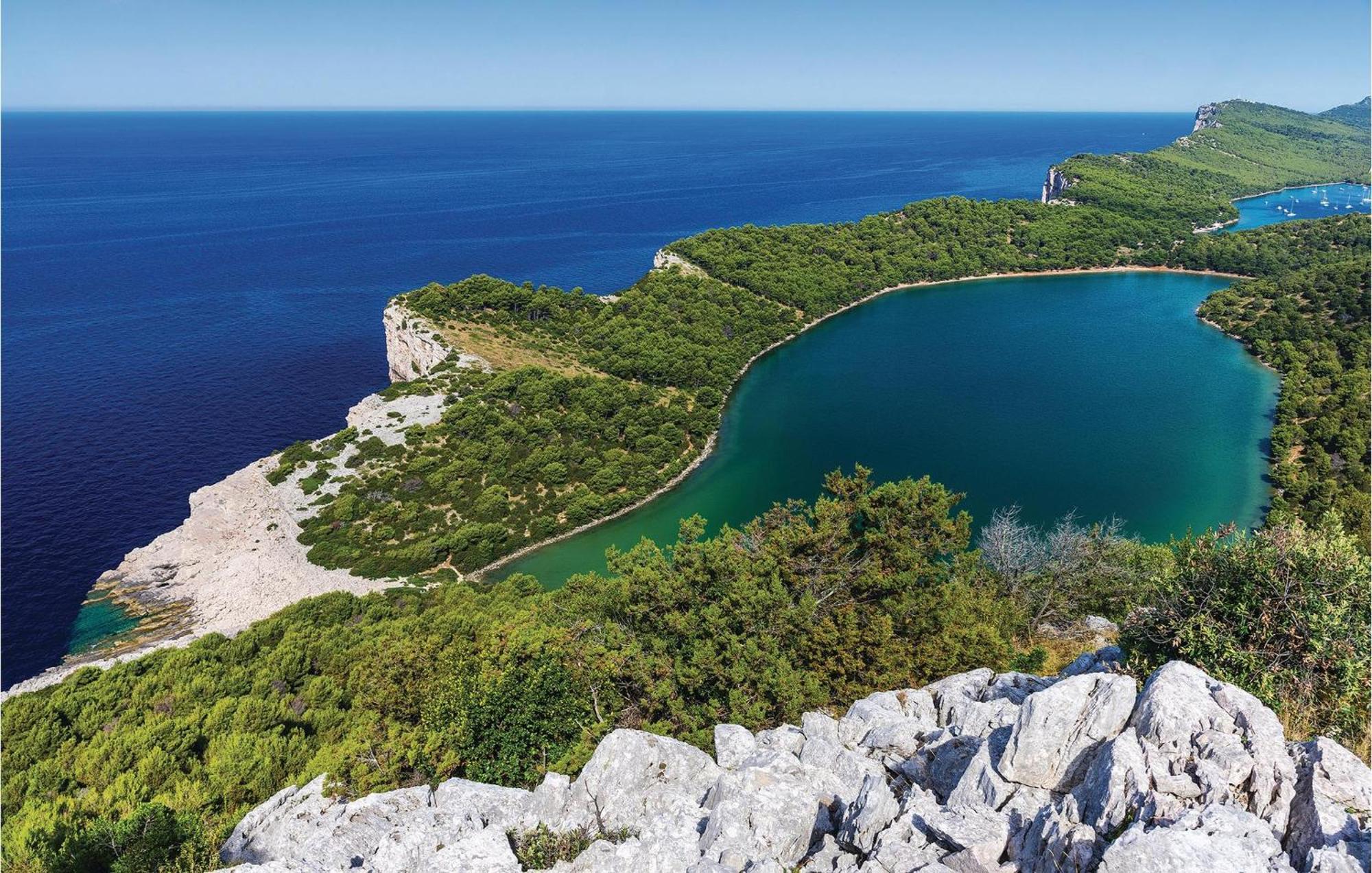 Amazing Home In Kornati With House Sea View Vrulje  Екстериор снимка